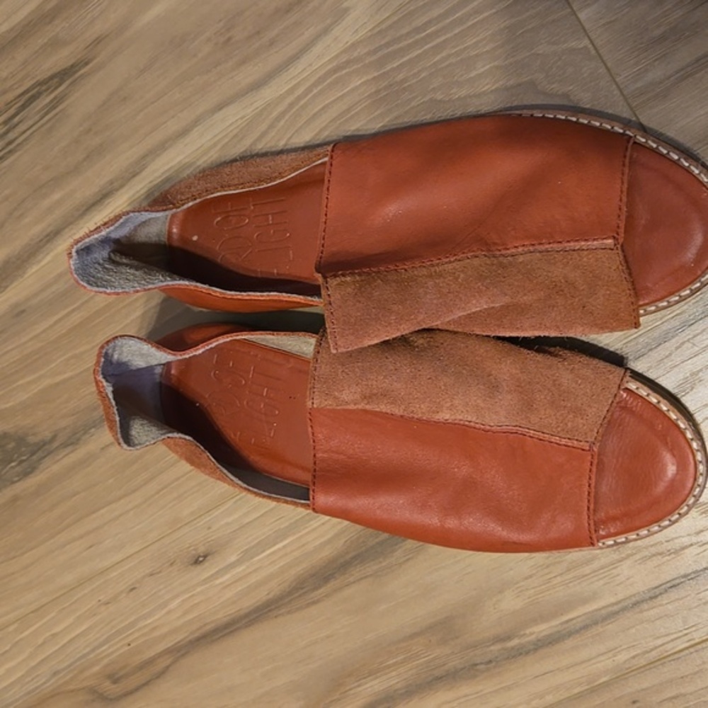 Bird of flight women's shoes size 8